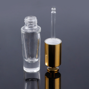 Производство упаковки Золото 15 мл Многоразовая стеклянная бутылка для сыворотки Эфирное масло Косметическая бутылка-капельница